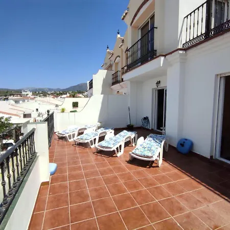 - Casa De Familia Holiday home *
