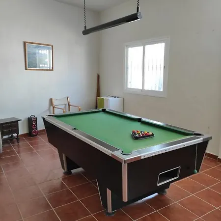 - Casa De Familia Holiday home