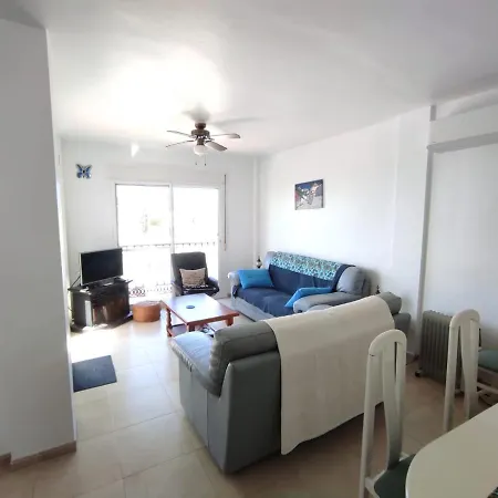 - Casa De Familia