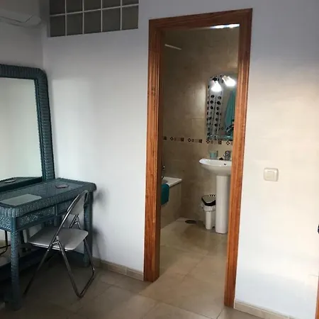- Casa De Familia Nerja